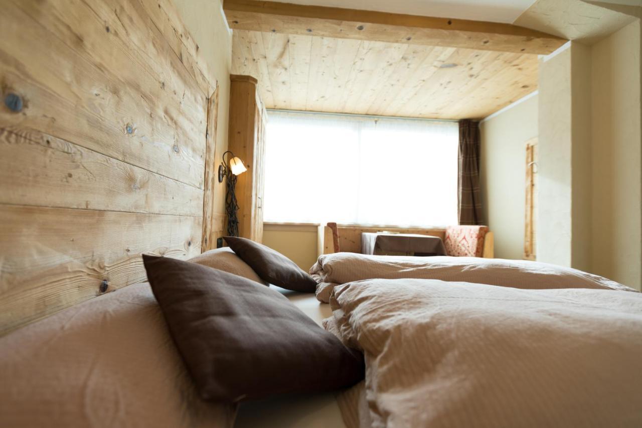 Champagne Hotel 3*