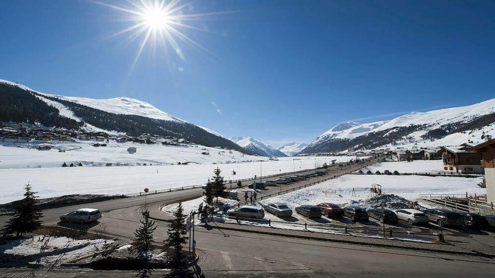 Champagne Hotel 3*